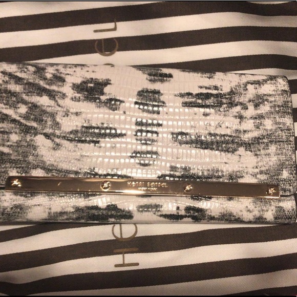 henri bendel Handbags - Henri Bendel Wallet